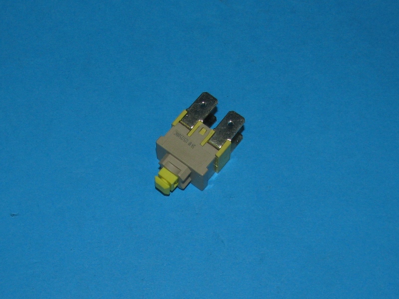 INTERRUPTEUR D'ALIMENTATION